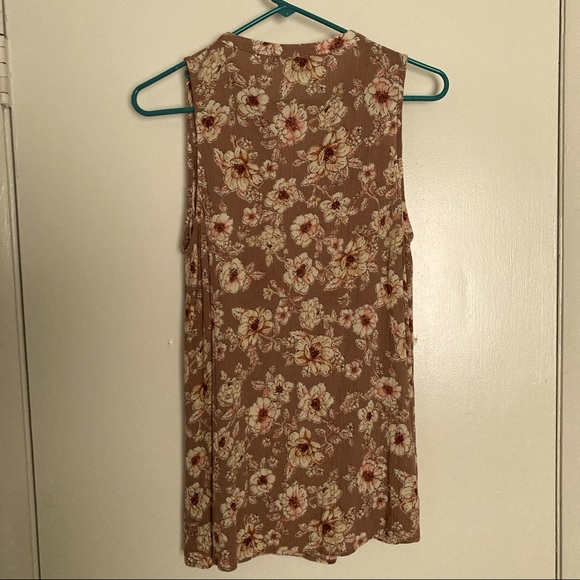 Gypsies & Moondust Floral Tunic with deep arms & a button - Picture 3 of 3